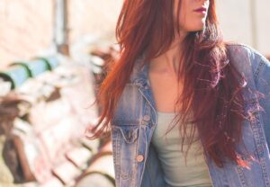 女性ホルモンの乱れによる口臭対策に最適なサプリの選び方は？
