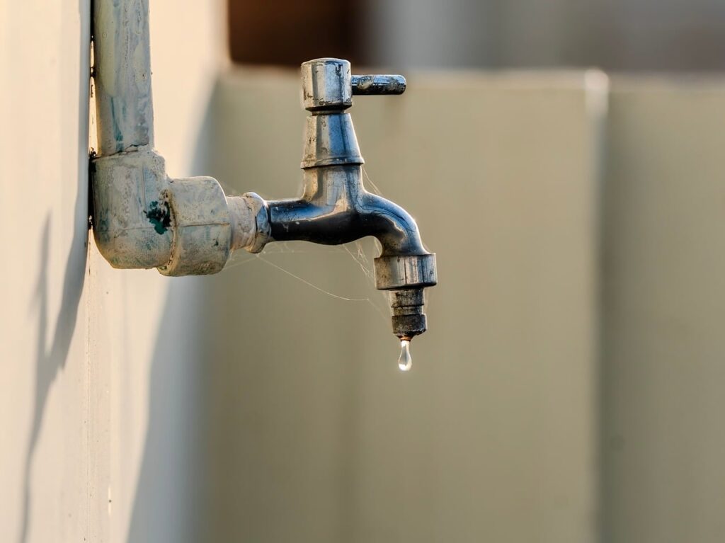 更年期におけるおりものと水分補給のポイントは？